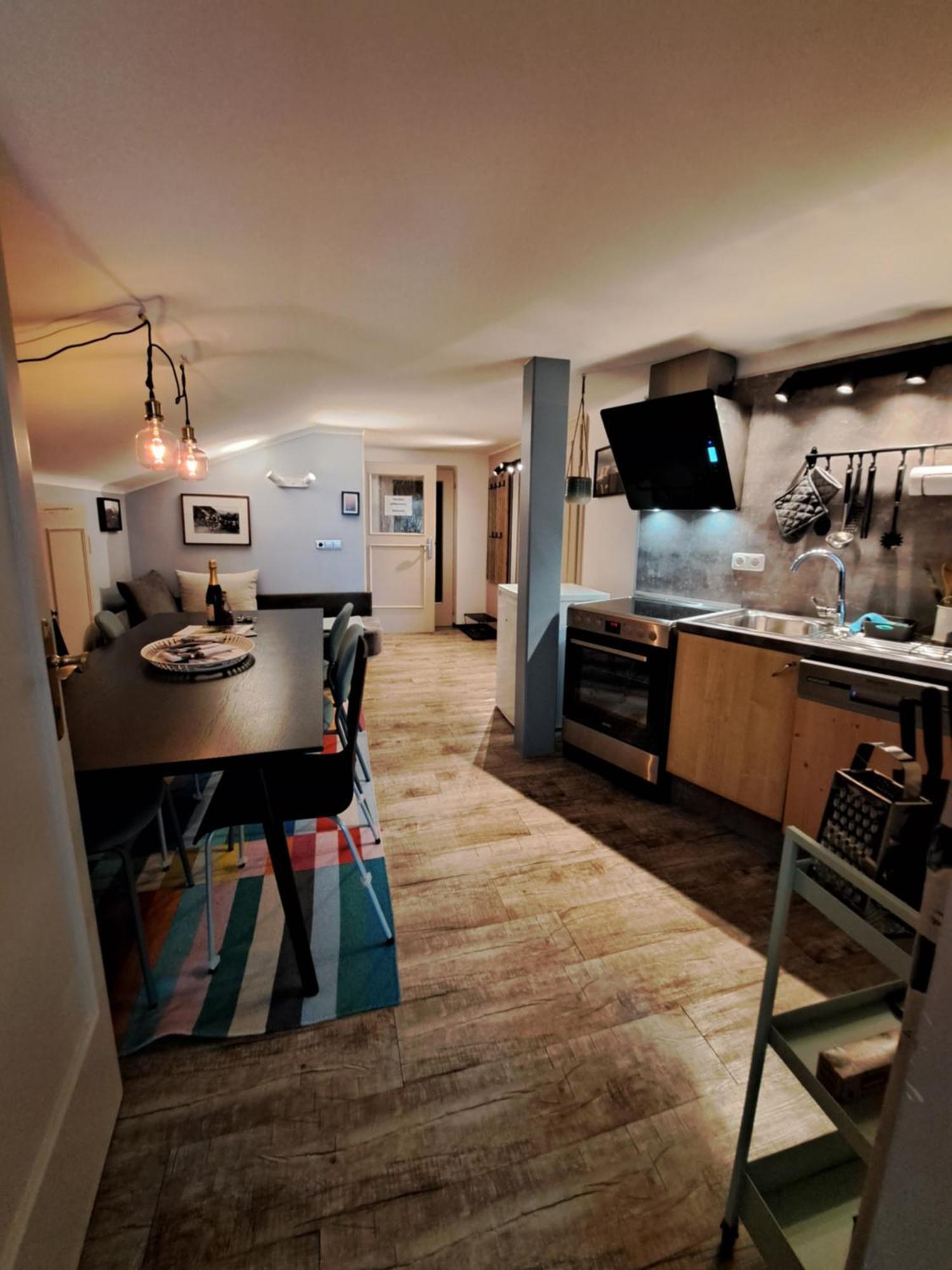 Gesa'S & Tom'S Stadtappartement Saalfelden Eksteriør bilde